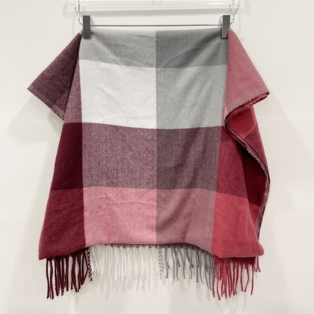 Lane Bryant Oversized Cozy Plaid Winter Fringe Blanket Scarf New Red Grey